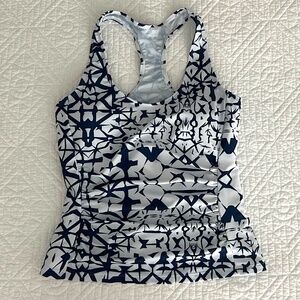 Slimming tankini swim suit with skirted bottom!